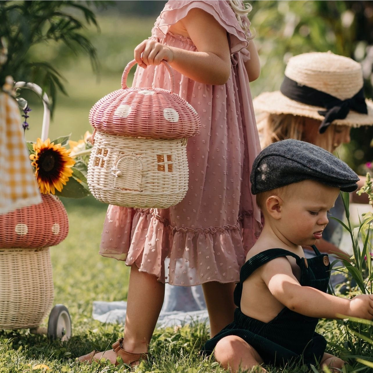 Rattan Mushroom Basket - Musk