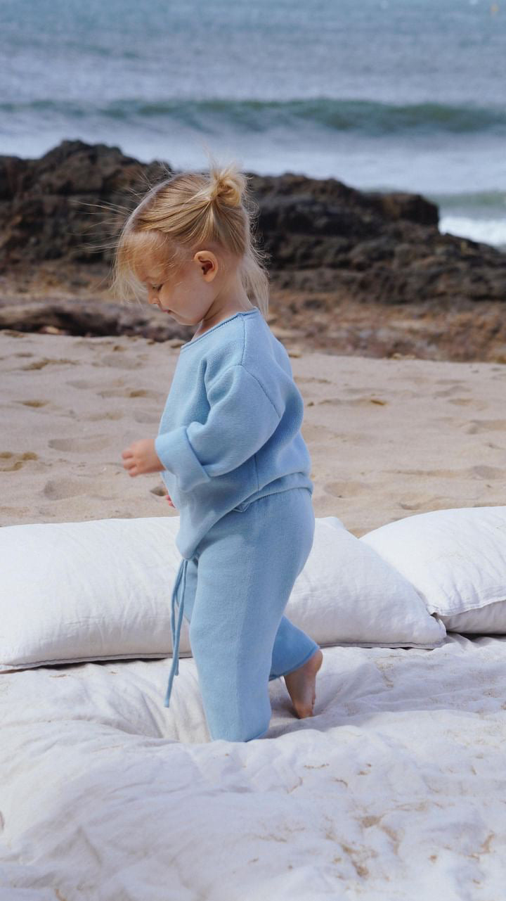 Sky blue knitted set