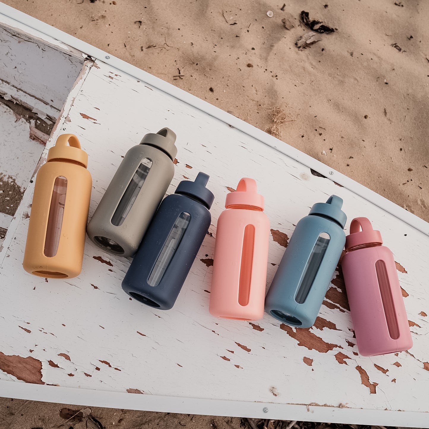 The Hydration Bottle - Coral