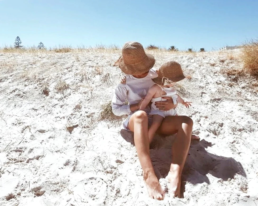 straw hat - natural small