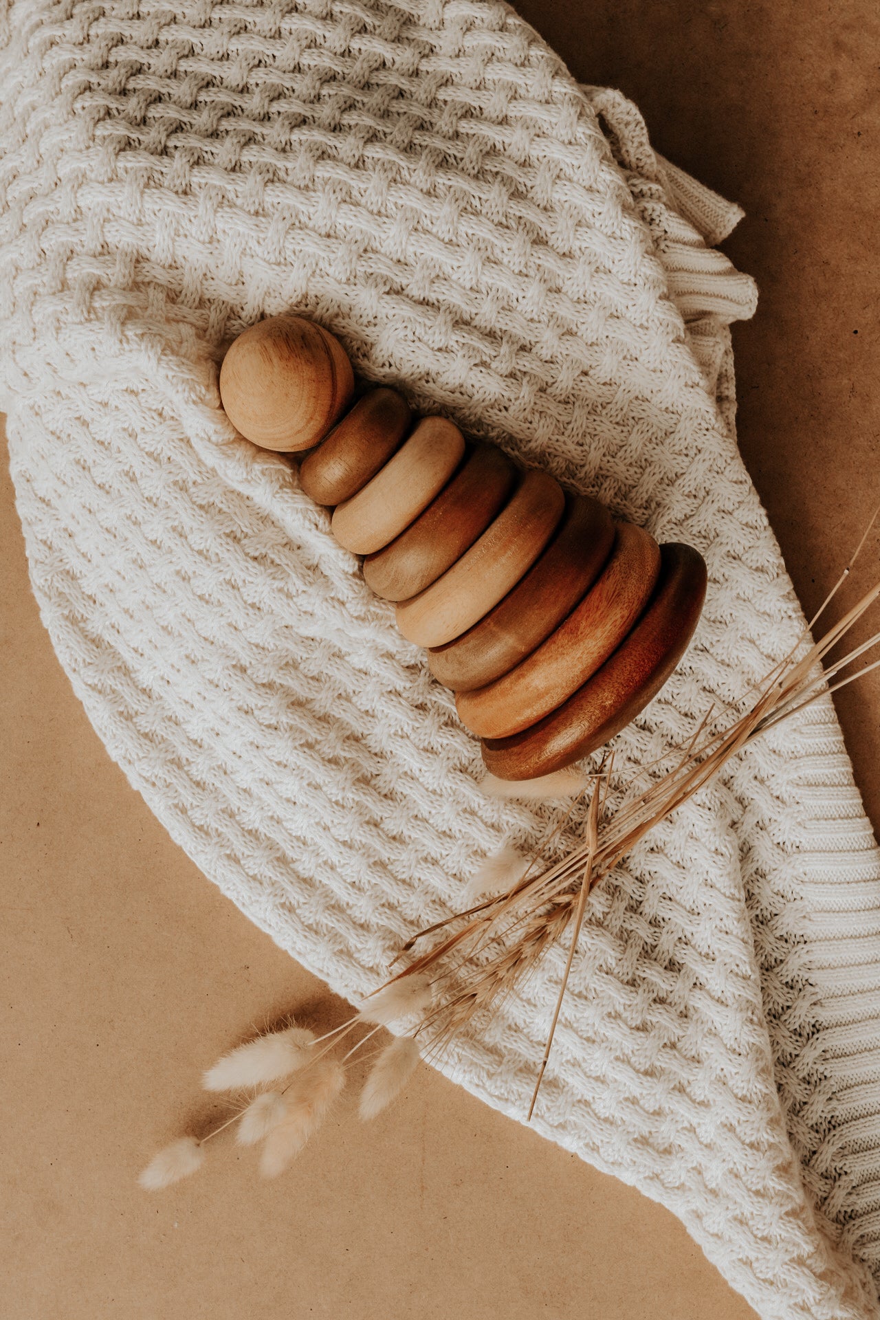 Natural Bouncing Stacking Rings