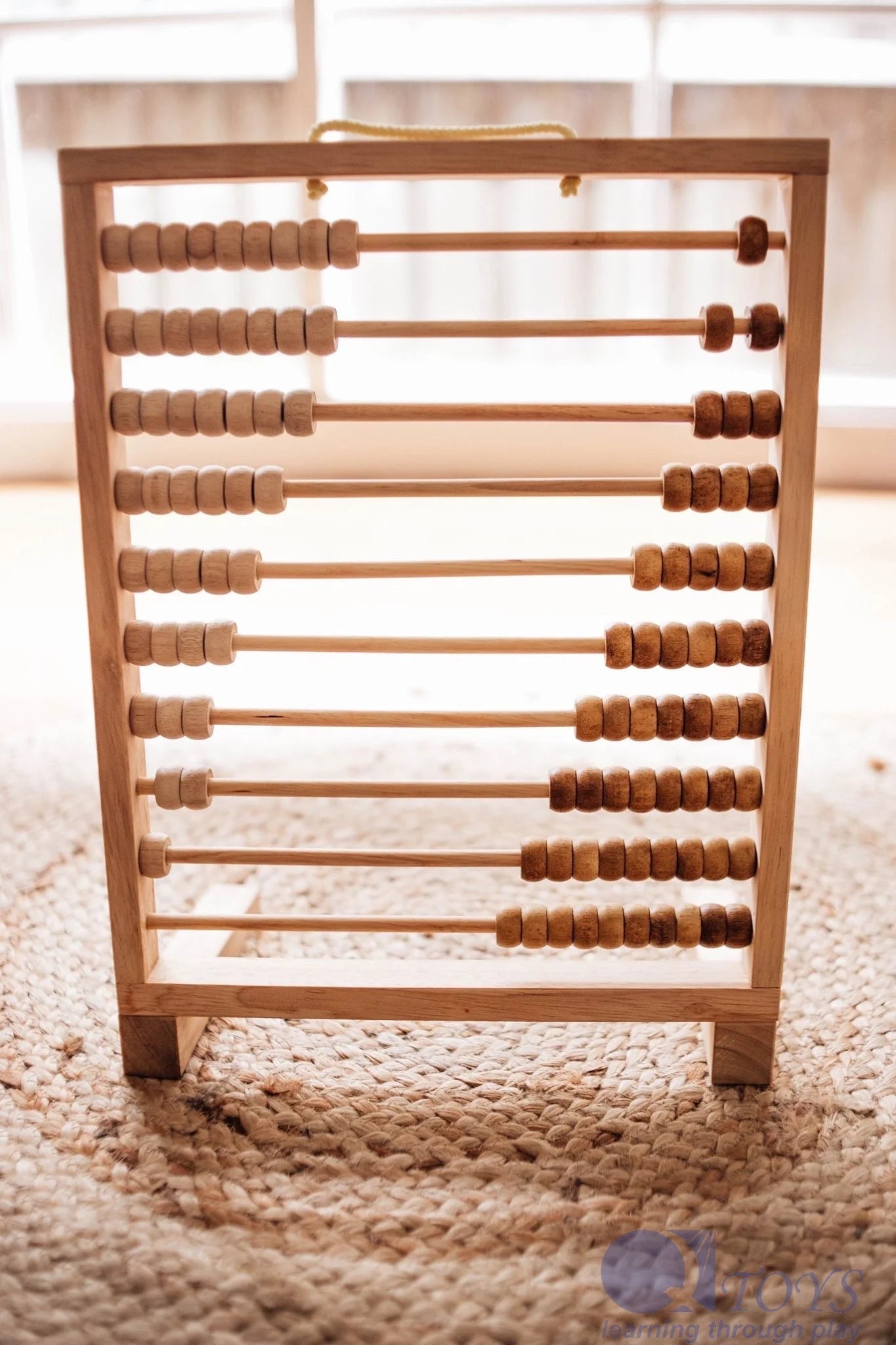 Natural folding abacus