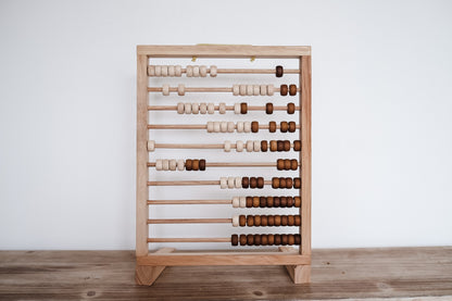 Natural folding abacus